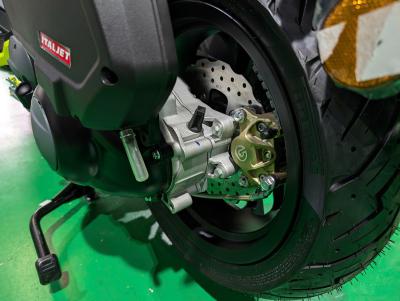 Italjet Dragster 300 2025 màu đỏ - Sự kết hợp hoàn mỹ giữa di sản và sáng tạo hiện đ