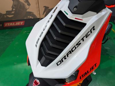 Italjet Dragster 300 2025 màu đỏ - Sự kết hợp hoàn mỹ giữa di sản và sáng tạo hiện đ