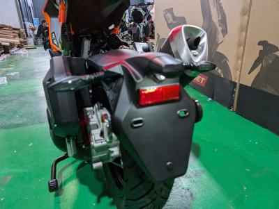 Italjet Dragster 300 2025 màu đỏ - Sự kết hợp hoàn mỹ giữa di sản và sáng tạo hiện đ